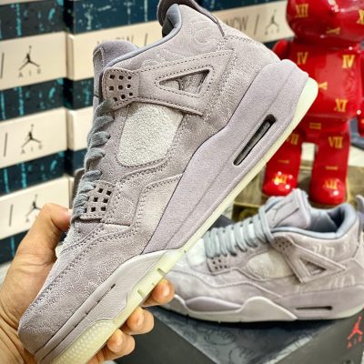 nike air jordan retro 4 kaws