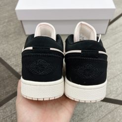 Giày Nike Air Jordan 1 Low Guava Ice (6)