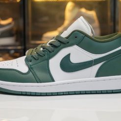 Giày Nike Air Jordan 1 Low 'White Galactic Jade' Like Auth 01