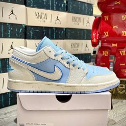 Giày Nike Air Jordan 1 Low ‘Ice Blue’ Like Auth 01