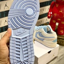 Giày Nike Air Jordan 1 Low ‘Ice Blue’ Like Auth 14