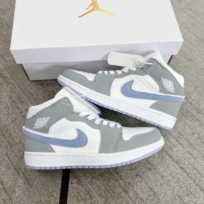 Giay-Nike-Air-Jordan-1-Mid-Wolf-Grey-Aluminum-2-1024x1024