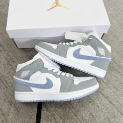Giay-Nike-Air-Jordan-1-Mid-Wolf-Grey-Aluminum (2)