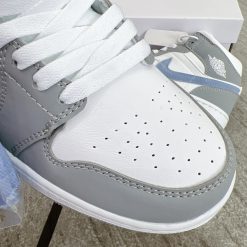 Giay-Nike-Air-Jordan-1-Mid-Wolf-Grey-Aluminum (6)