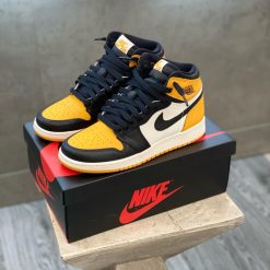 Giày Nike Air Jordan 1 Retro High OG ‘Taxi’ Like Auth 02