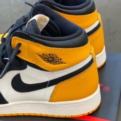 Giày Nike Air Jordan 1 Retro High OG ‘Taxi’ Like Auth 04