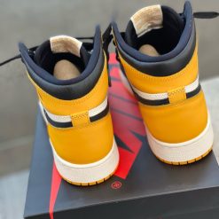 Giày Nike Air Jordan 1 Retro High OG ‘Taxi’ Like Auth 05