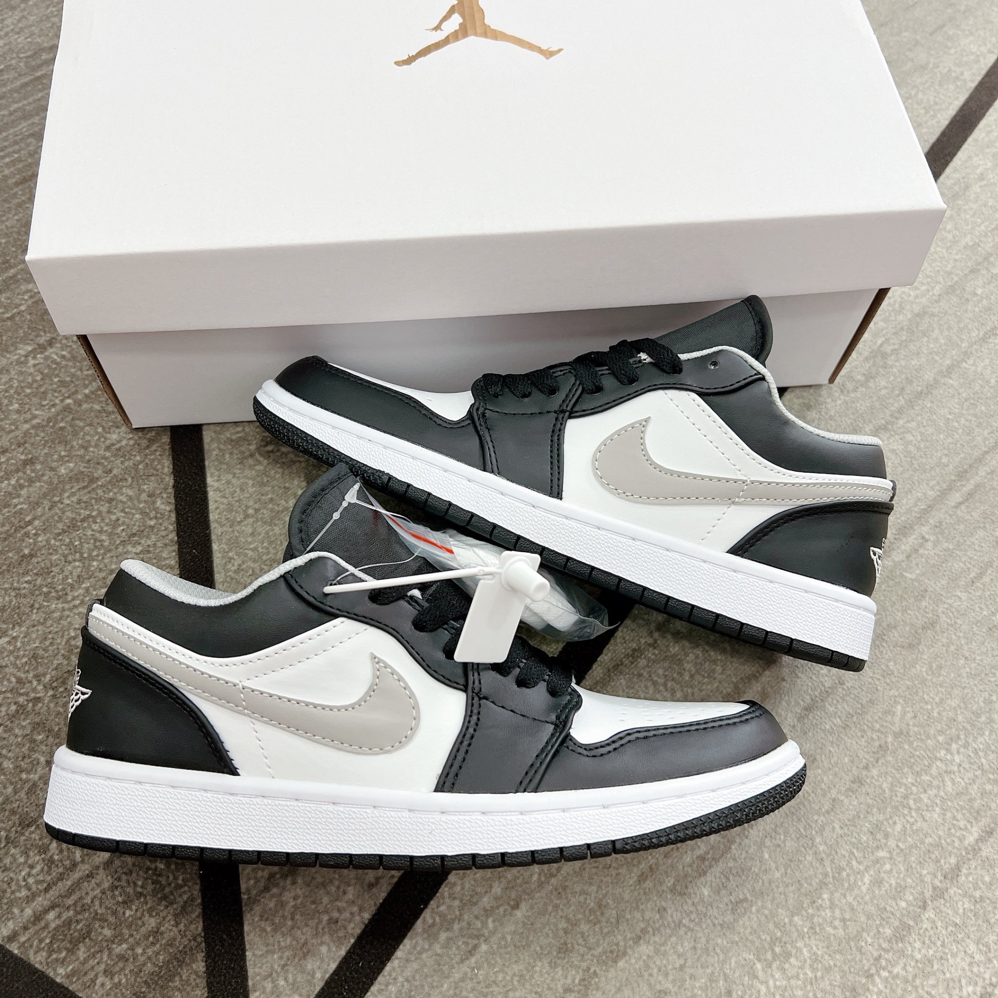 jordan 1 low smoke grey nike