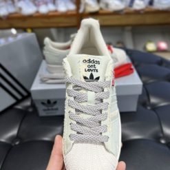 chuyengiaysneaker-com-giay-adidas-so-levis-sieu-cap-10%