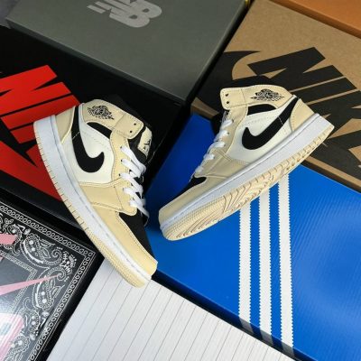 Giày Nike Air Jordan High Màu Kem Siêu Cấp