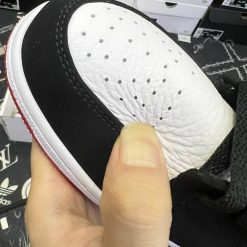 Giày Nike Air Jordan 1 Low Bred Toe Siêu Cấp