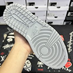chuyengiaysneaker-com-giay-sneaker-nike-air-jordan1-low-v3-mui-xam-sieu-cap33