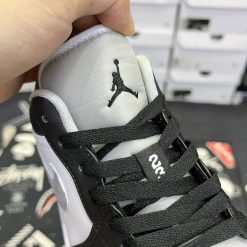 chuyengiaysneaker-com-giay-sneaker-nike-air-jordan1-low-v3-mui-xam-sieu-cap66
