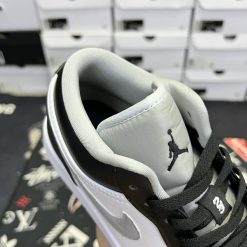 chuyengiaysneaker-com-giay-sneaker-nike-air-jordan1-low-v3-mui-xam-sieu-cap77