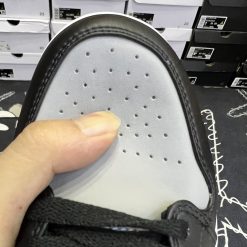 chuyengiaysneaker-com-giay-sneaker-nike-air-jordan1-low-v3-mui-xam-sieu-cap99