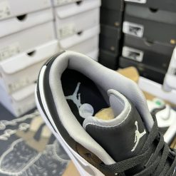 chuyengiaysneaker-com-giay-sneaker-nike-air-jordan1-low-v3-sieu-cap7