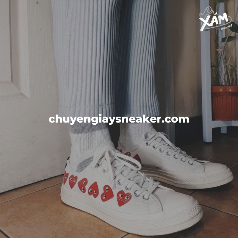 Giá giày Converse CDG mới nhất