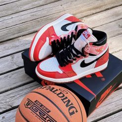 Giày Nike Air Jordan High Chicago Like Auth