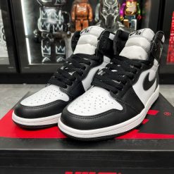 Giày Nike Air Jordan  1 High Panda Like Auth