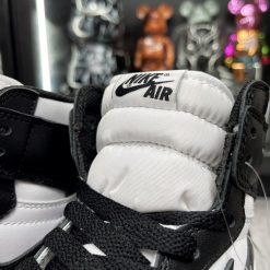 Giày Nike Air Jordan  1 High Panda Like Auth