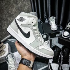 Giày Nike Air Jordan 1 Mid Light Smoke Grey Like Auth