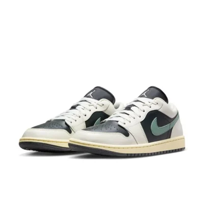 giay-the-thao-nike-air-jordan-1-low-jade-smoke-dc0774-001-phoi-mau-size-40-65fceb31675dc-22032024092137