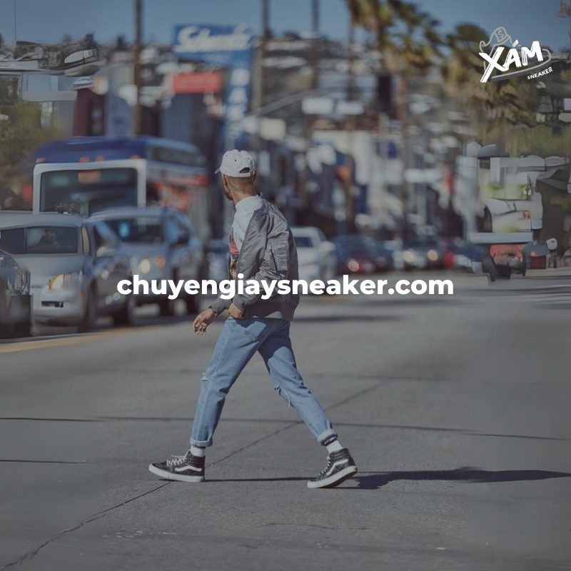 phối với quần Jeans cá tính
