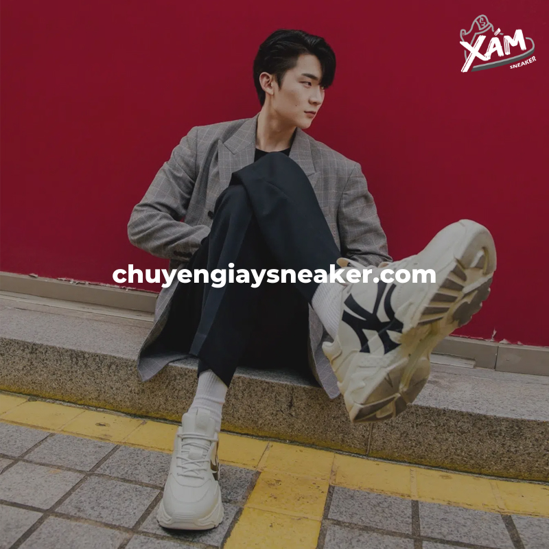 Phối MLB Sneaker cùng với áo vest