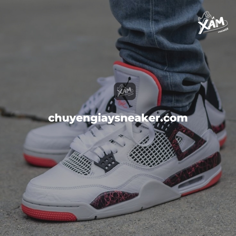 Thiết kế và chất liệu đặc biệt của Air Jordan 4