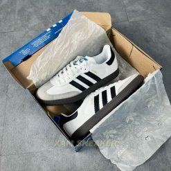 z5585619606620_eb0197b0f24ae1ccfb53ef4a24f3ed99